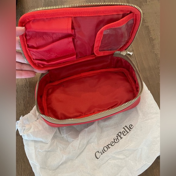 Cuore & Pelle Make Up Case - Picture 2 of 2